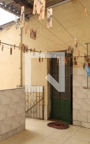 Casa para alugar com 120m², 3 quartos e 6 vagasÁrea de Serviço