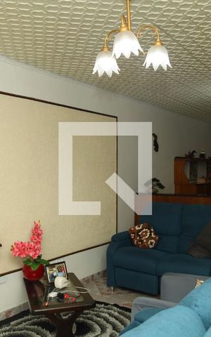 Casa para alugar com 120m², 3 quartos e 6 vagasSala