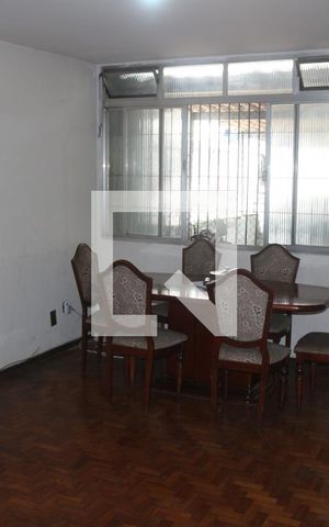 Casa à venda com 125m², 2 quartos e 1 vagaSala