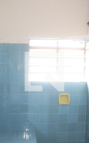 Casa à venda com 125m², 2 quartos e 1 vagaBanheiro 1