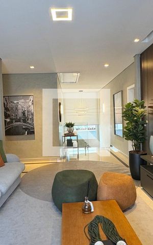 Casa de condomínio à venda com 453m², 3 quartos e 4 vagasSala de TV