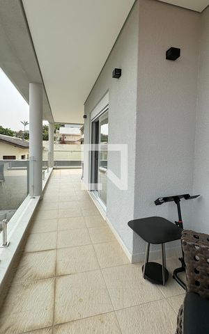 Casa de condomínio à venda com 453m², 3 quartos e 4 vagasvaranda da Suíte 3