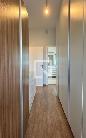Casa de condomínio à venda com 453m², 3 quartos e 4 vagasCloset da suíte 3