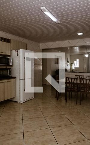 Casa à venda com 163m², 3 quartos e 2 vagas Casa à venda com 163m², 3 quartos e 2 vagasCozinha