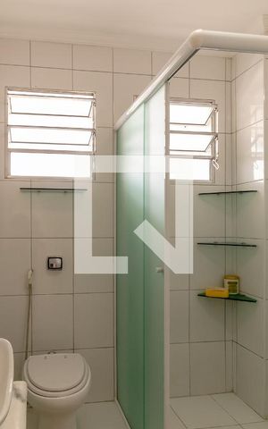 Apartamento à venda com 110m², 3 quartos e sem vaga Apartamento à venda com 110m², 3 quartos e sem vagaBanheiro Social