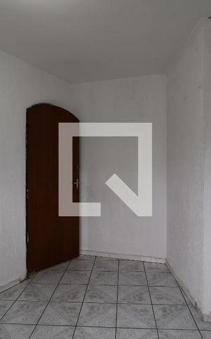 Casa para alugar com 70m², 2 quartos e 1 vagaQuarto