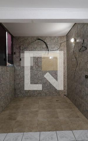 Casa para alugar com 70m², 2 quartos e 1 vagaSala / Quarto