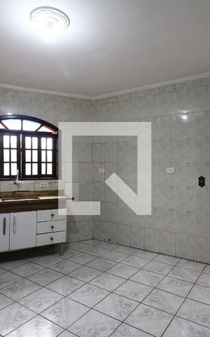 Casa para alugar com 70m², 2 quartos e 1 vagaCozinha