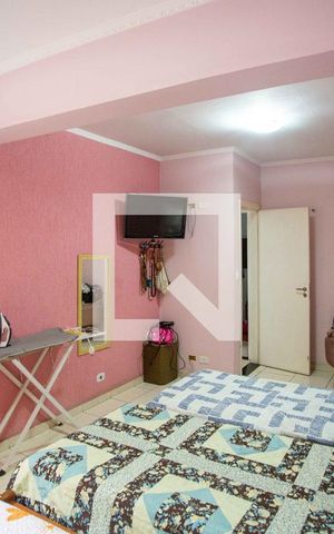 Casa à venda com 241m², 3 quartos e 3 vagasQuarto 3