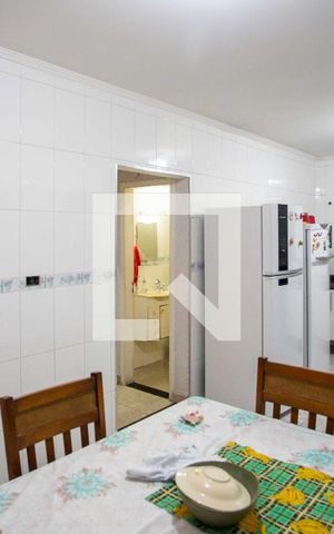 Casa à venda com 241m², 3 quartos e 3 vagasCozinha