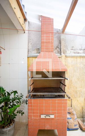 Casa à venda com 241m², 3 quartos e 3 vagasChurrasqueira