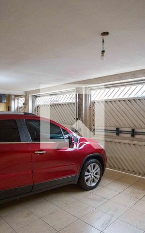 Casa à venda com 241m², 3 quartos e 3 vagasGaragem