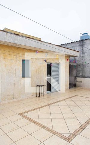 Casa à venda com 241m², 3 quartos e 3 vagasSacada