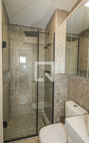 Apartamento para alugar com 110m², 2 quartos e 2 vagas Apartamento para alugar com 110m², 2 quartos e 2 vagasBanheiro
