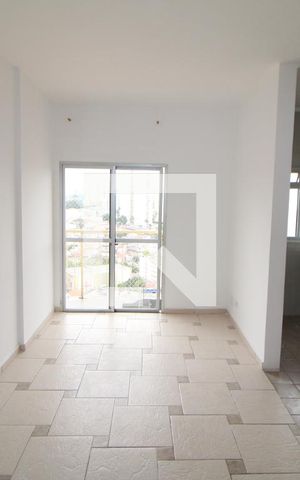 Apartamento para alugar com 35m², 1 quarto e 1 vagaSala / Cozinha