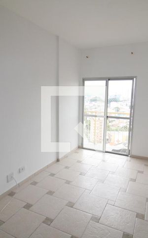Apartamento para alugar com 35m², 1 quarto e 1 vagaSala / Cozinha