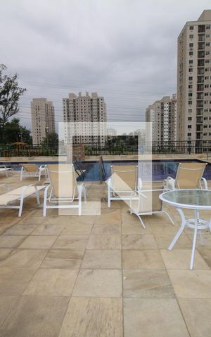 Apartamento para alugar com 44m², 2 quartos e 1 vagaÁrea comum - Piscina