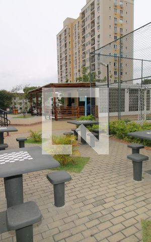 Apartamento para alugar com 44m², 2 quartos e 1 vagaÁrea comum - Jogos