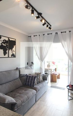 Apartamento à venda com 64m², 2 quartos e 1 vagaSala / Cozinha