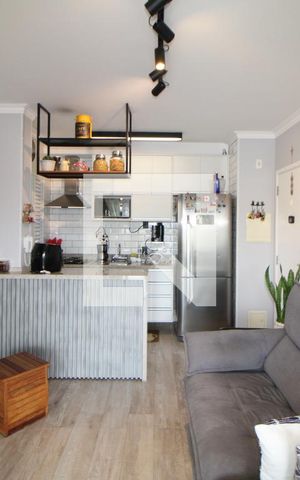 Apartamento à venda com 64m², 2 quartos e 1 vagaSala / Cozinha