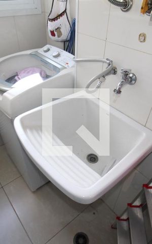 Apartamento à venda com 64m², 2 quartos e 1 vagaÁrea de Serviço