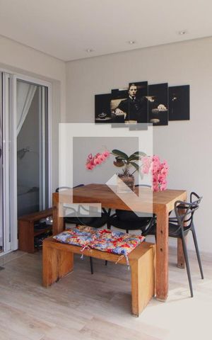 Apartamento à venda com 64m², 2 quartos e 1 vagaSala / Cozinha - Varanda