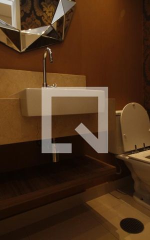 Apartamento para alugar com 135m², 3 quartos e 3 vagasLavabo