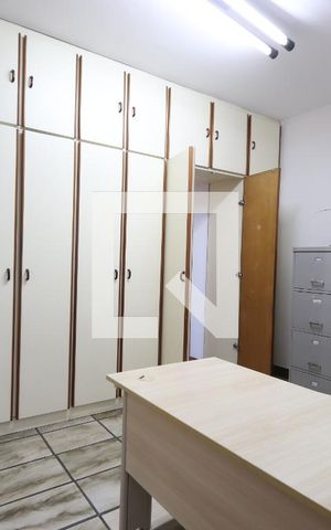 Casa à venda com 328m², 2 quartos e 2 vagasSuíte 2