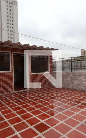 Casa à venda com 328m², 2 quartos e 2 vagasVaranda