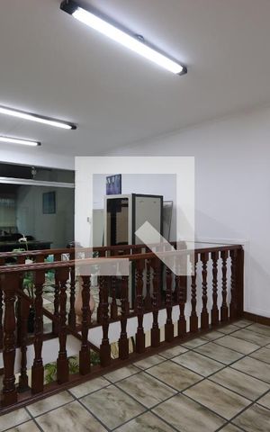 Casa à venda com 328m², 2 quartos e 2 vagasSala 3