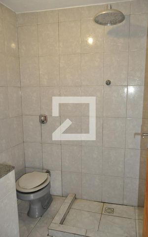 Casa à venda com 200m², 3 quartos e 4 vagasBanheiro Churrasqueira