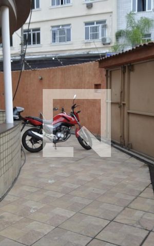 Casa à venda com 200m², 3 quartos e 4 vagasÁrea Externa