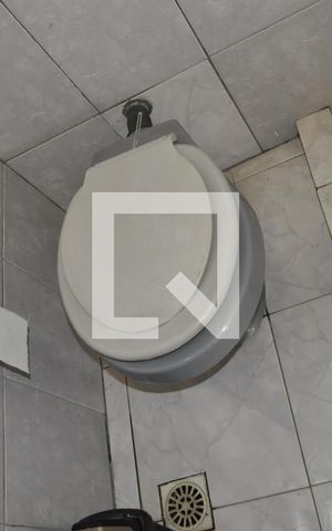 Casa à venda com 200m², 3 quartos e 4 vagasBanheiro Churrasqueira
