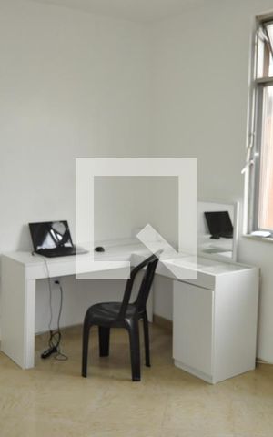 Casa à venda com 200m², 3 quartos e 4 vagasQuarto 2