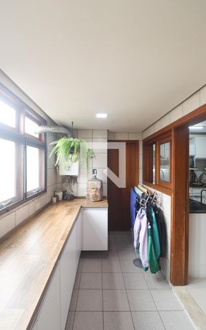 Apartamento à venda com 134m², 3 quartos e 1 vagaCozinha 