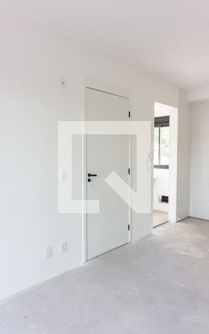 Apartamento à venda com 43m², 2 quartos e sem vaga Apartamento à venda com 43m², 2 quartos e sem vagaSala
