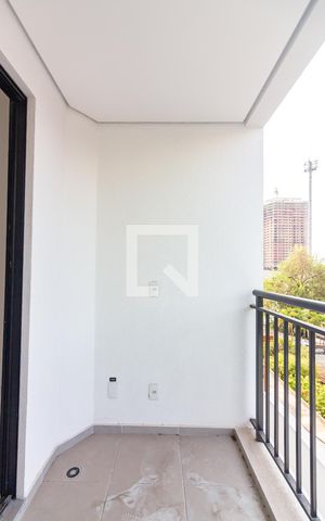 Apartamento à venda com 43m², 2 quartos e sem vaga Apartamento à venda com 43m², 2 quartos e sem vagaVaranda