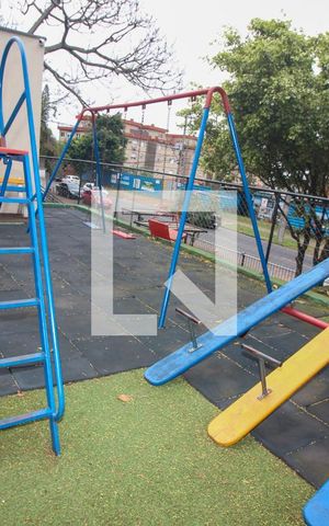 Apartamento à venda com 43m², 2 quartos e 1 vaga Apartamento à venda com 43m², 2 quartos e 1 vagaÁrea comum - Playground