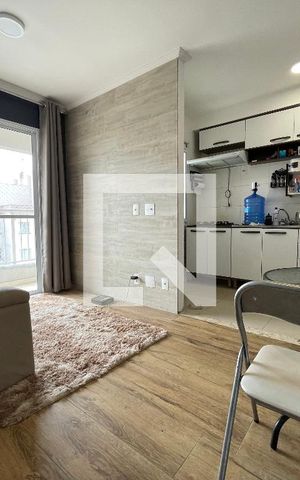 Apartamento à venda com 45m², 2 quartos e 1 vaga Apartamento à venda com 45m², 2 quartos e 1 vagaSala