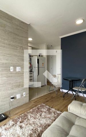 Apartamento à venda com 45m², 2 quartos e 1 vaga Apartamento à venda com 45m², 2 quartos e 1 vagaSala
