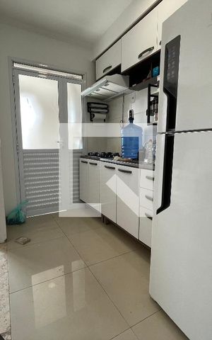 Apartamento à venda com 45m², 2 quartos e 1 vaga Apartamento à venda com 45m², 2 quartos e 1 vagaCozinha