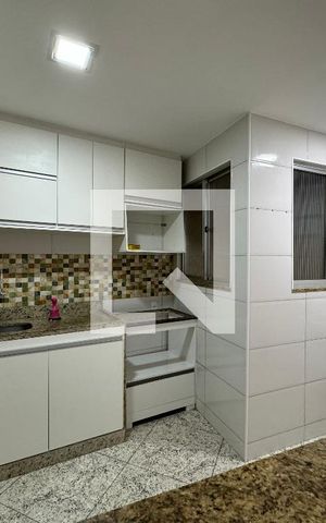 Apartamento à venda com 90m², 2 quartos e 1 vaga Apartamento à venda com 90m², 2 quartos e 1 vagaCozinha e Área de Serviço