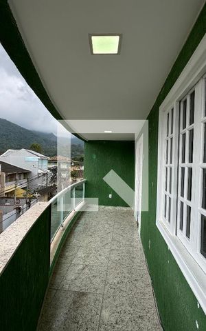 Apartamento à venda com 90m², 2 quartos e 1 vaga Apartamento à venda com 90m², 2 quartos e 1 vagaVaranda