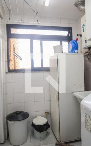 Apartamento à venda com 94m², 2 quartos e 2 vagasLavanderia