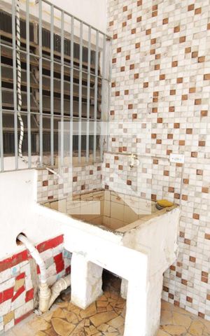 Casa para alugar com 45m², 1 quarto e sem vagaÁrea de Serviço