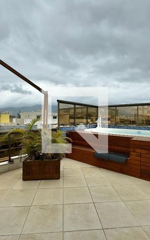 Apartamento à venda com 370m², 4 quartos e 3 vagas Apartamento à venda com 370m², 4 quartos e 3 vagasÁrea externa