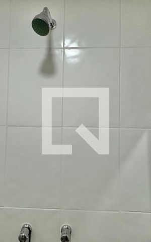 Apartamento à venda com 370m², 4 quartos e 3 vagas Apartamento à venda com 370m², 4 quartos e 3 vagasÁrea de Serviço - Banheiro