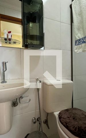 Apartamento à venda com 370m², 4 quartos e 3 vagas Apartamento à venda com 370m², 4 quartos e 3 vagasBanheiro Social