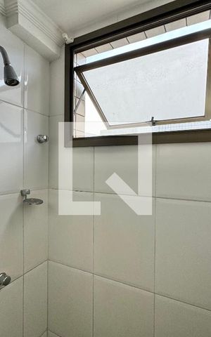Apartamento à venda com 370m², 4 quartos e 3 vagas Apartamento à venda com 370m², 4 quartos e 3 vagasSuíte 2 - Banheiro