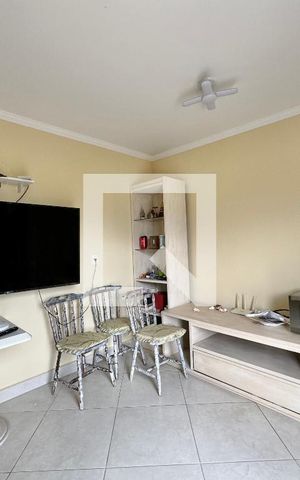 Apartamento à venda com 370m², 4 quartos e 3 vagas Apartamento à venda com 370m², 4 quartos e 3 vagasSala - Segundo andar